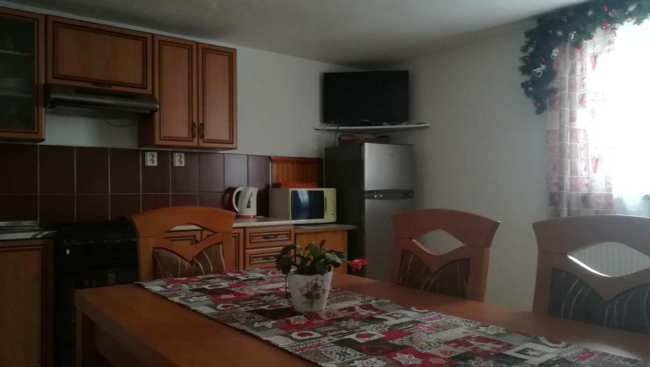 Privat Jonas Villa สตราบา ภายนอก รูปภาพ